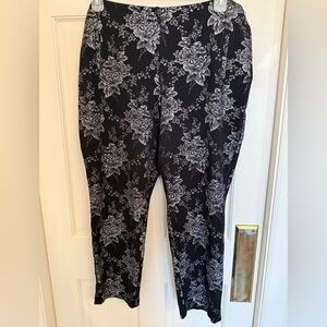 Chico's Monochrome Floral Cropped Pants